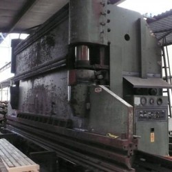Sheet metal working / shaeres / bending - Hydr. pressbrake - VOEST ALPINE BAHM 630