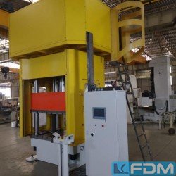 Presses - Four Column Press - Hydraulic - Hidrobrasil 110T - PH4C - 1300x1100